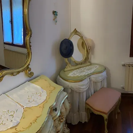 Lovenice Center Love hotel *