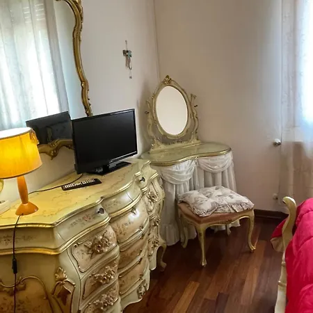 Lovenice Center Love hotel *