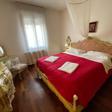 Lovenice Center Motel para Casais *
