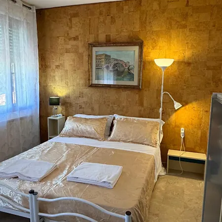 Lovenice Center Royalclass Venedig