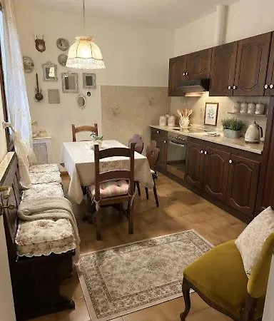 Unique For Yuo Center Royalclass Liebeshotel *