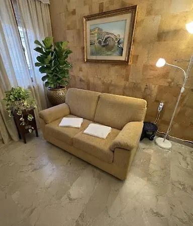 Unique For Yuo Center Royalclass Liebeshotel Venedig
