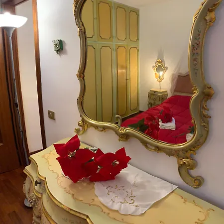 Lovenice Center * Venedig