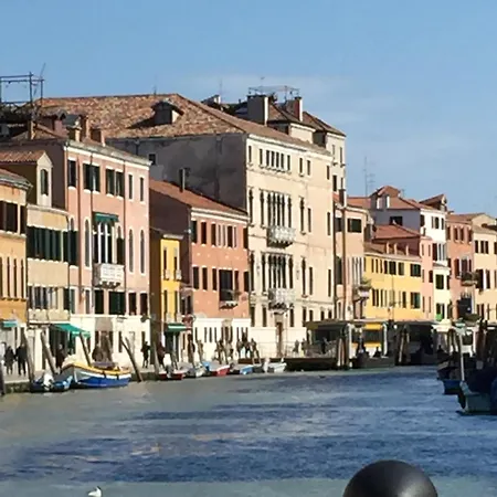 Liebeshotel Lovenice Center